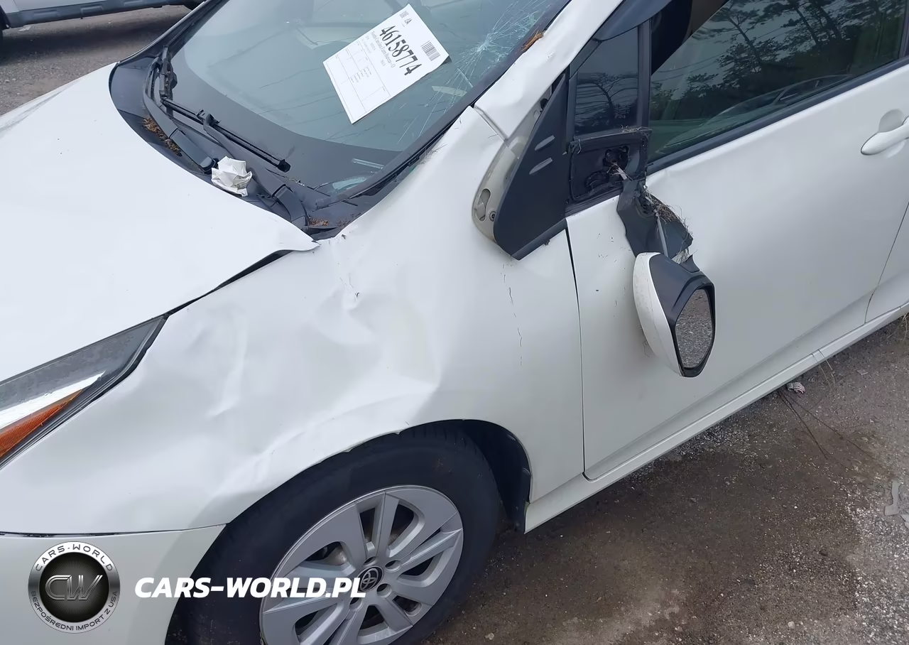 2018 Toyota Prius One VIN:JTDKBRFU1J3075338 - 6