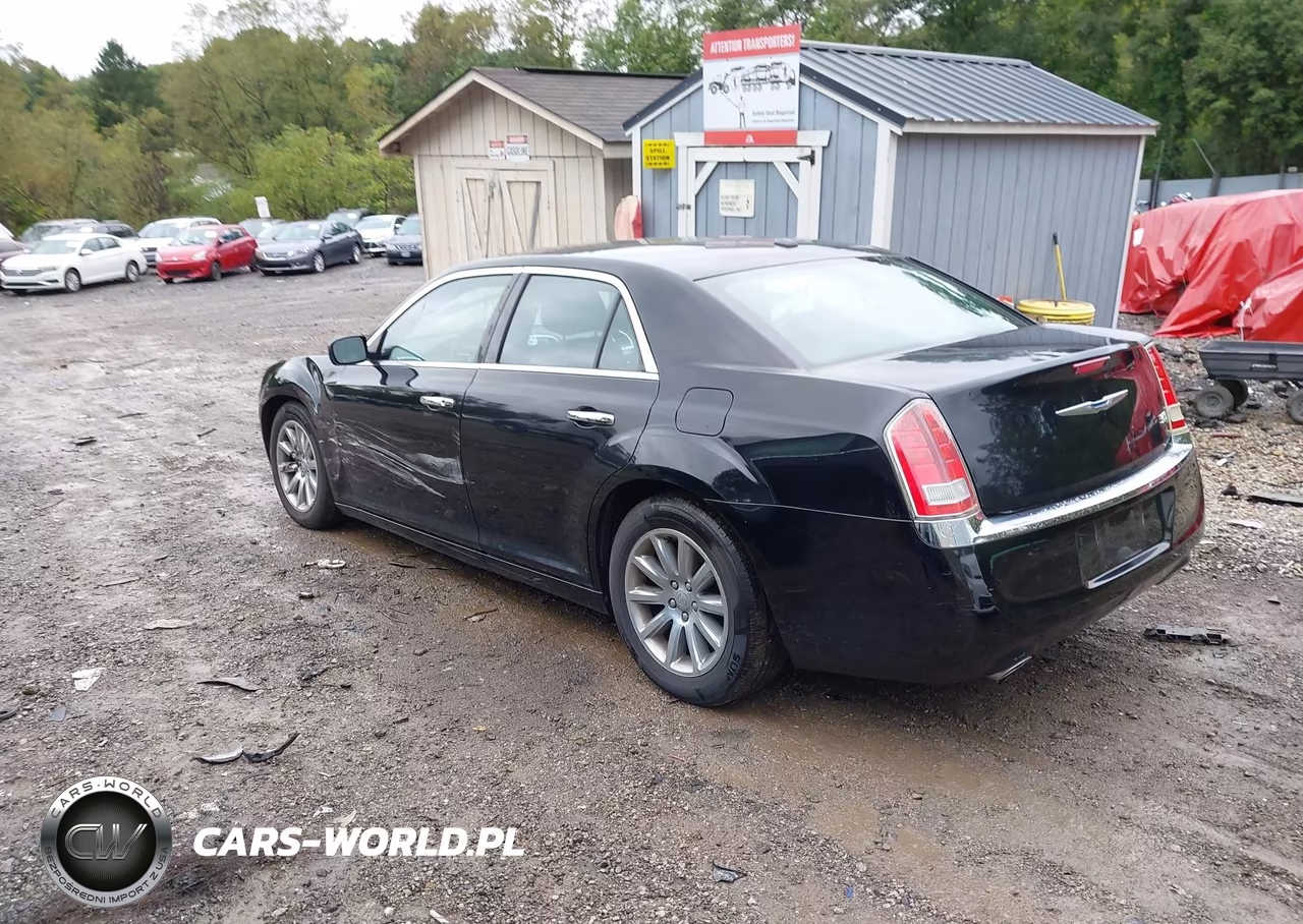 2012 Chrysler 300 Limited VIN:2C3CCACG2CH308276 - 3