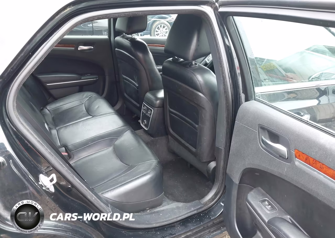 2012 Chrysler 300 Limited VIN:2C3CCACG2CH308276 - 8