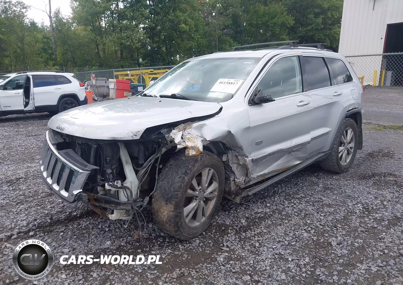 2011 Jeep Grand Cherokee Laredo VIN:1J4RR4GG0BC684079 - 2