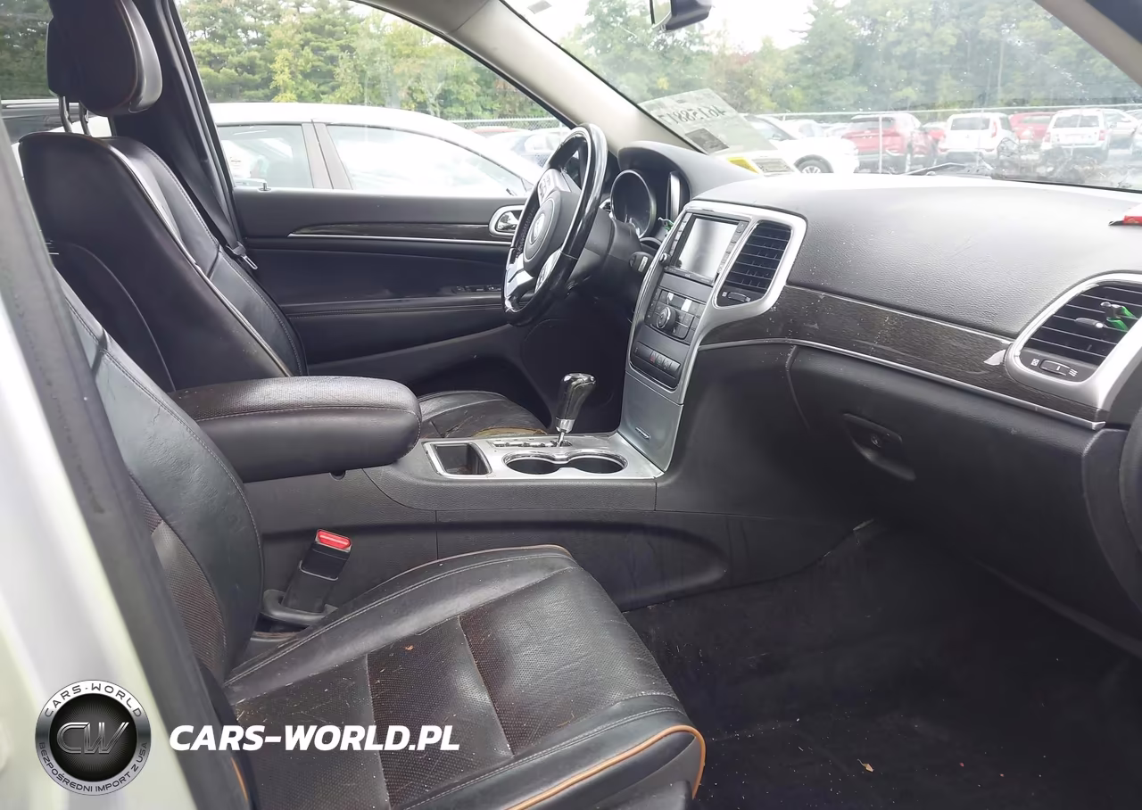2011 Jeep Grand Cherokee Laredo VIN:1J4RR4GG0BC684079 - 5