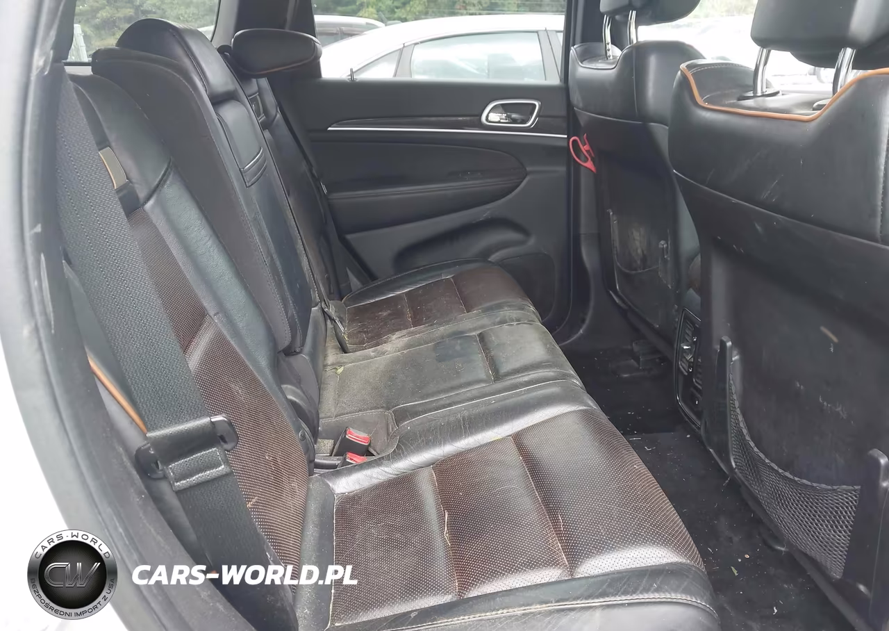 2011 Jeep Grand Cherokee Laredo VIN:1J4RR4GG0BC684079 - 8