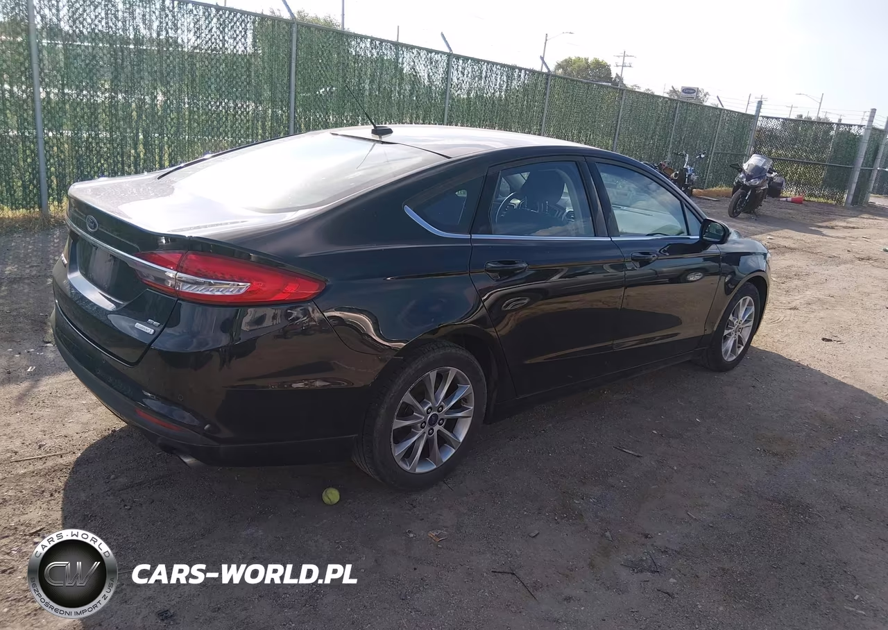 2017 Ford Fusion Se VIN:3FA6P0HD4HR274431 - 4