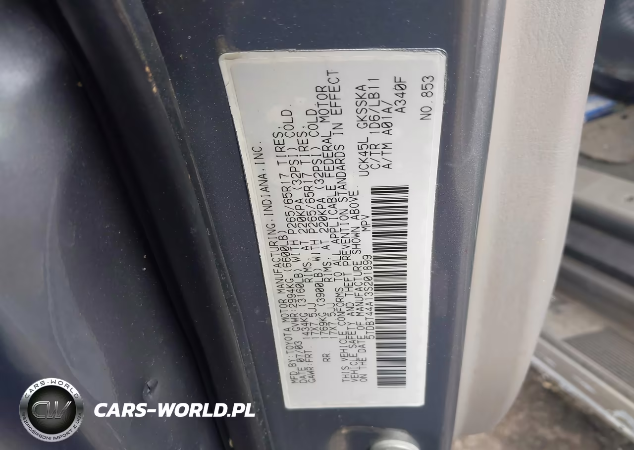2003 Toyota Sequoia Sr5 V8 VIN:5TDBT44A13S201899 - 9