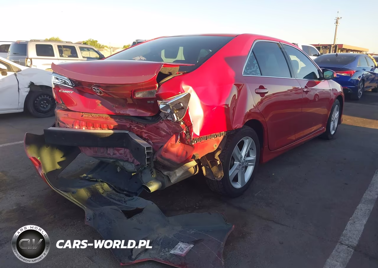 2013 Toyota Camry Se VIN:4T1BF1FK9DU724835 - 4