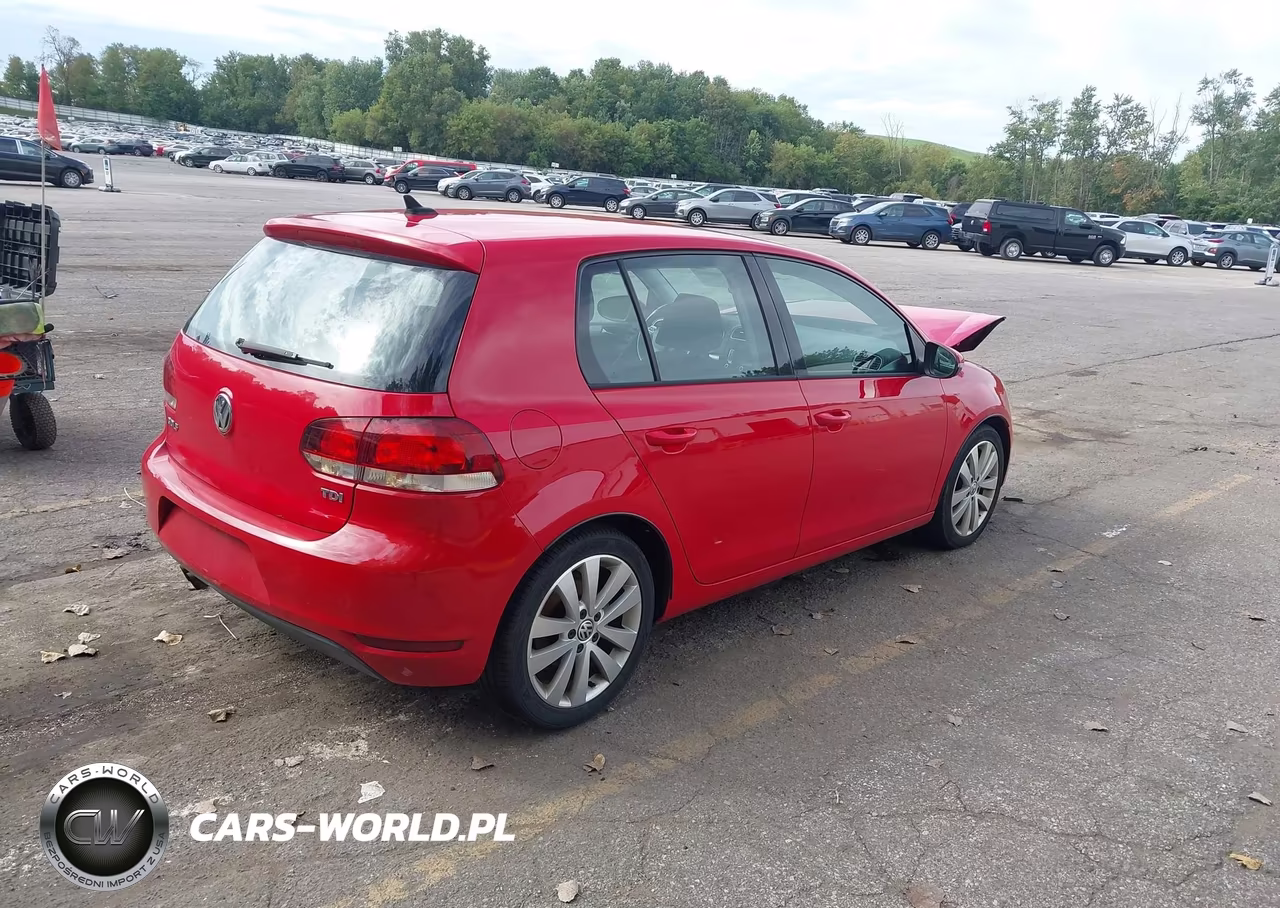 2013 Volkswagen Golf 2.0L Tdi 4-Door VIN:WVWDM7AJ9DW005738 - 4