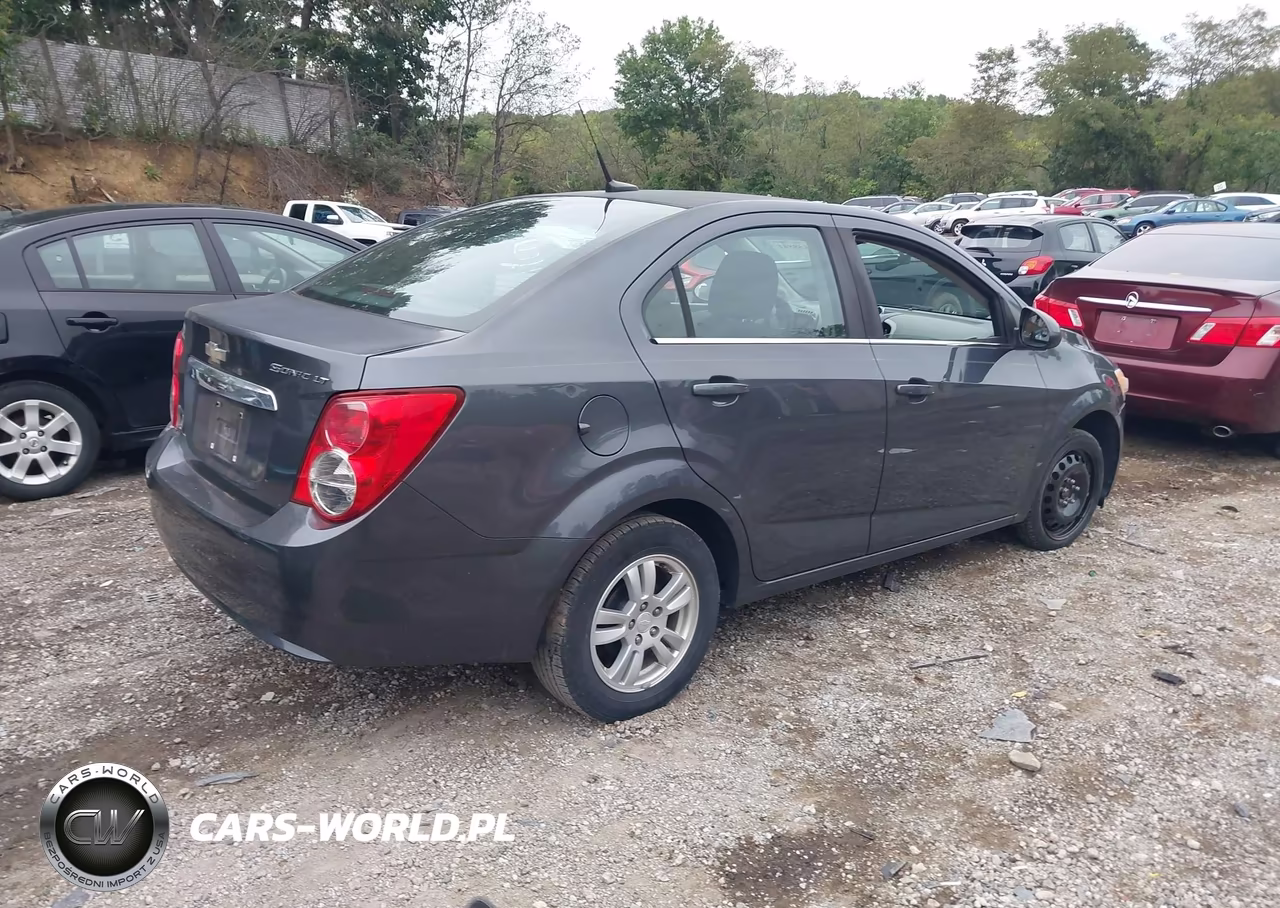 2013 Chevrolet Sonic Lt Auto VIN:1G1JC5SH4D4112383 - 4