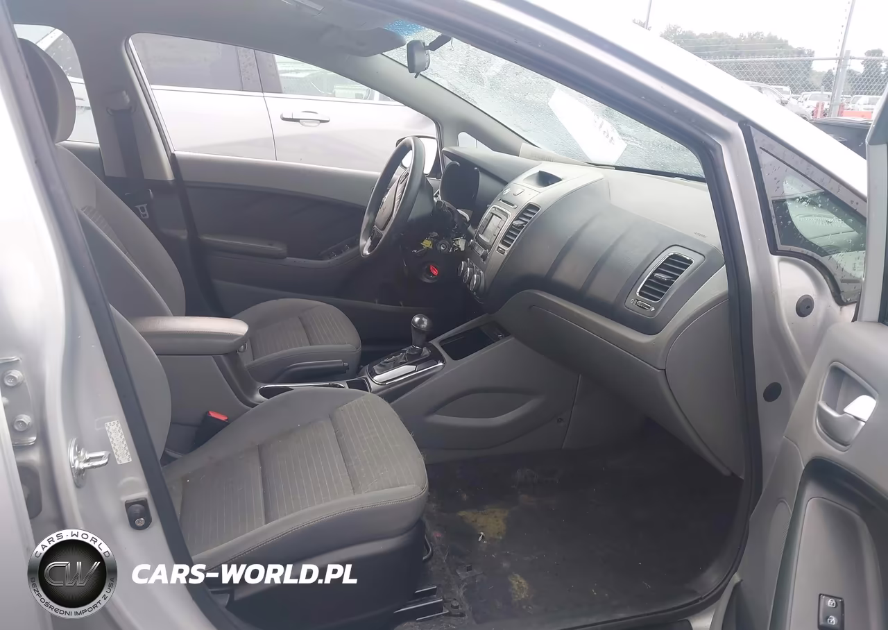 2017 Kia Forte Lx-S VIN:3KPFL4A70HE070847 - 5