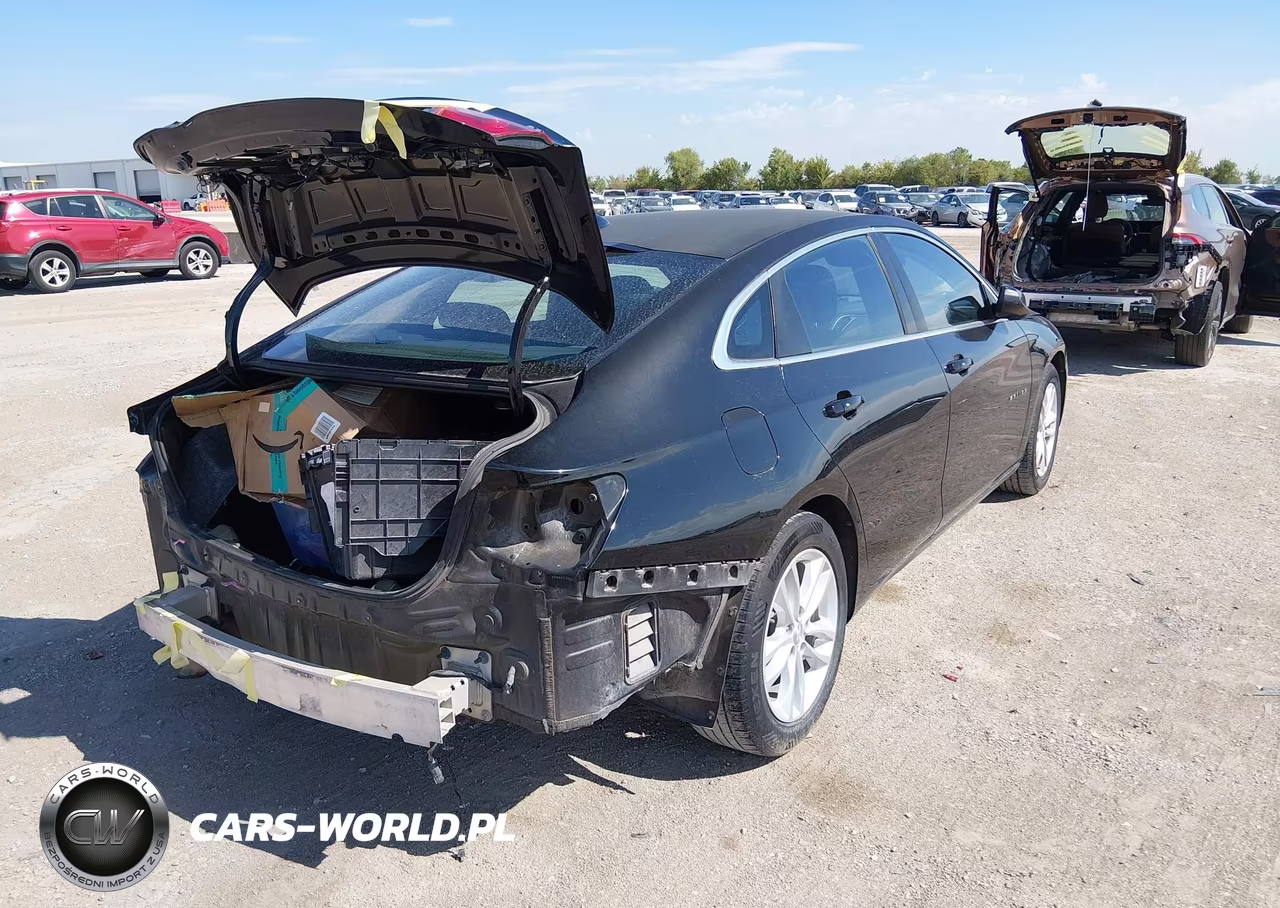 2016 Chevrolet Malibu 1Lt VIN:1G1ZE5ST6GF340010 - 4