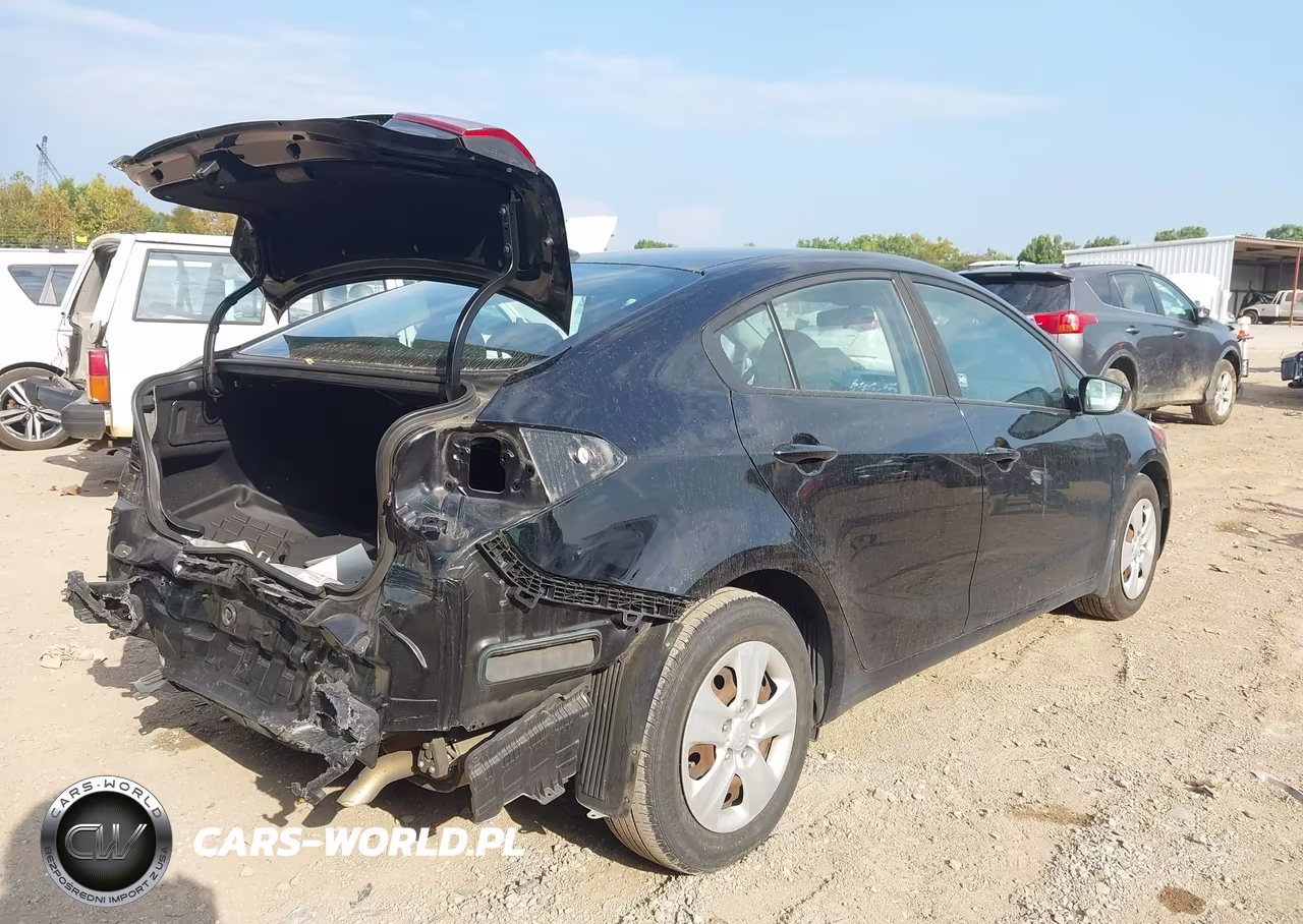 2018 Kia Forte Lx VIN:3KPFK4A71JE284366 - 3