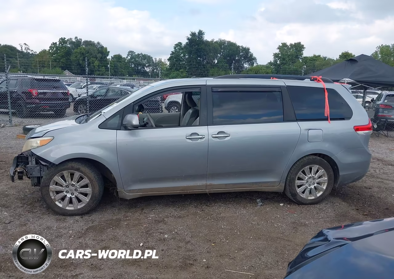 2011 Toyota Sienna Limited VIN:5TDDK3DC8BS007134 - 14