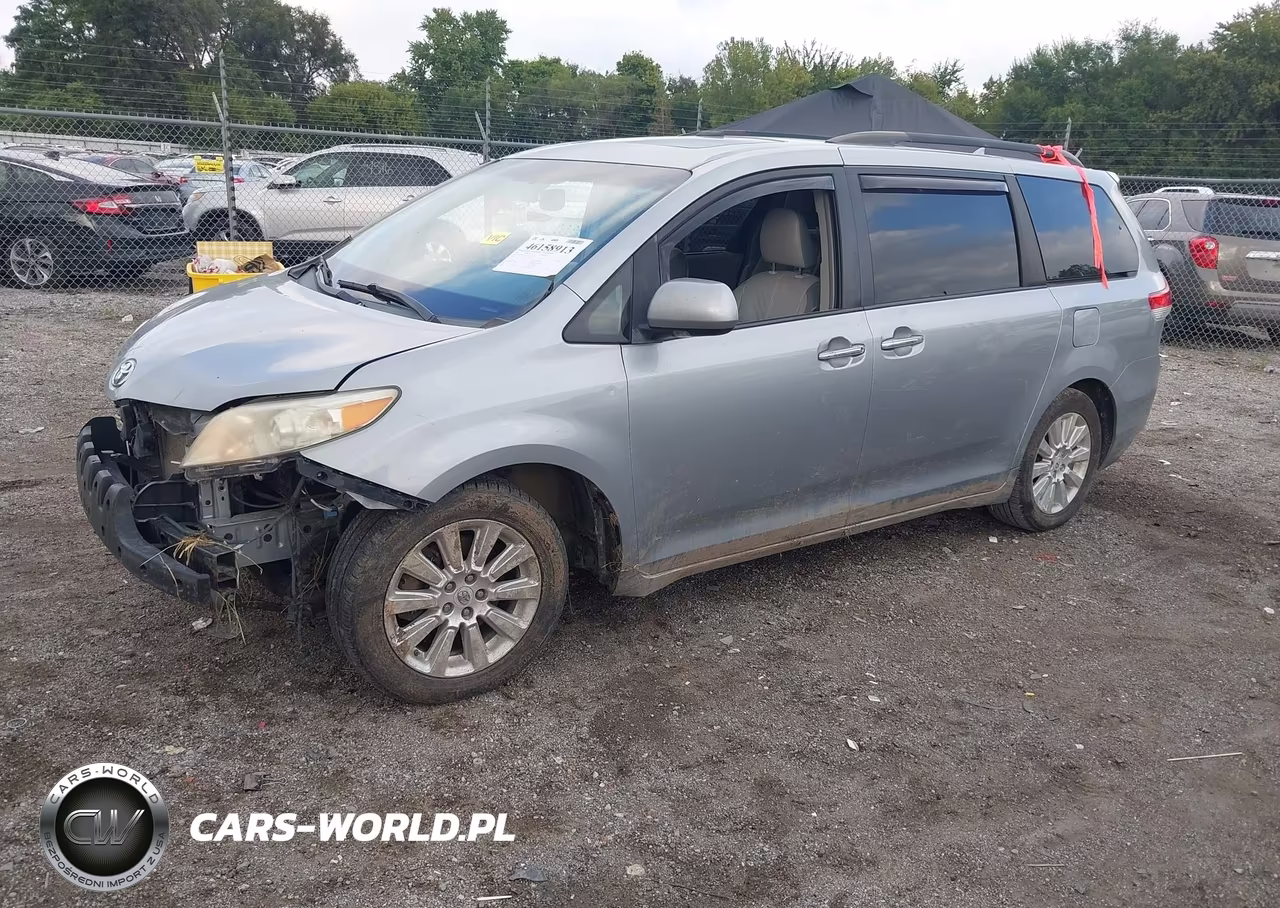 2011 Toyota Sienna Limited VIN:5TDDK3DC8BS007134 - 2