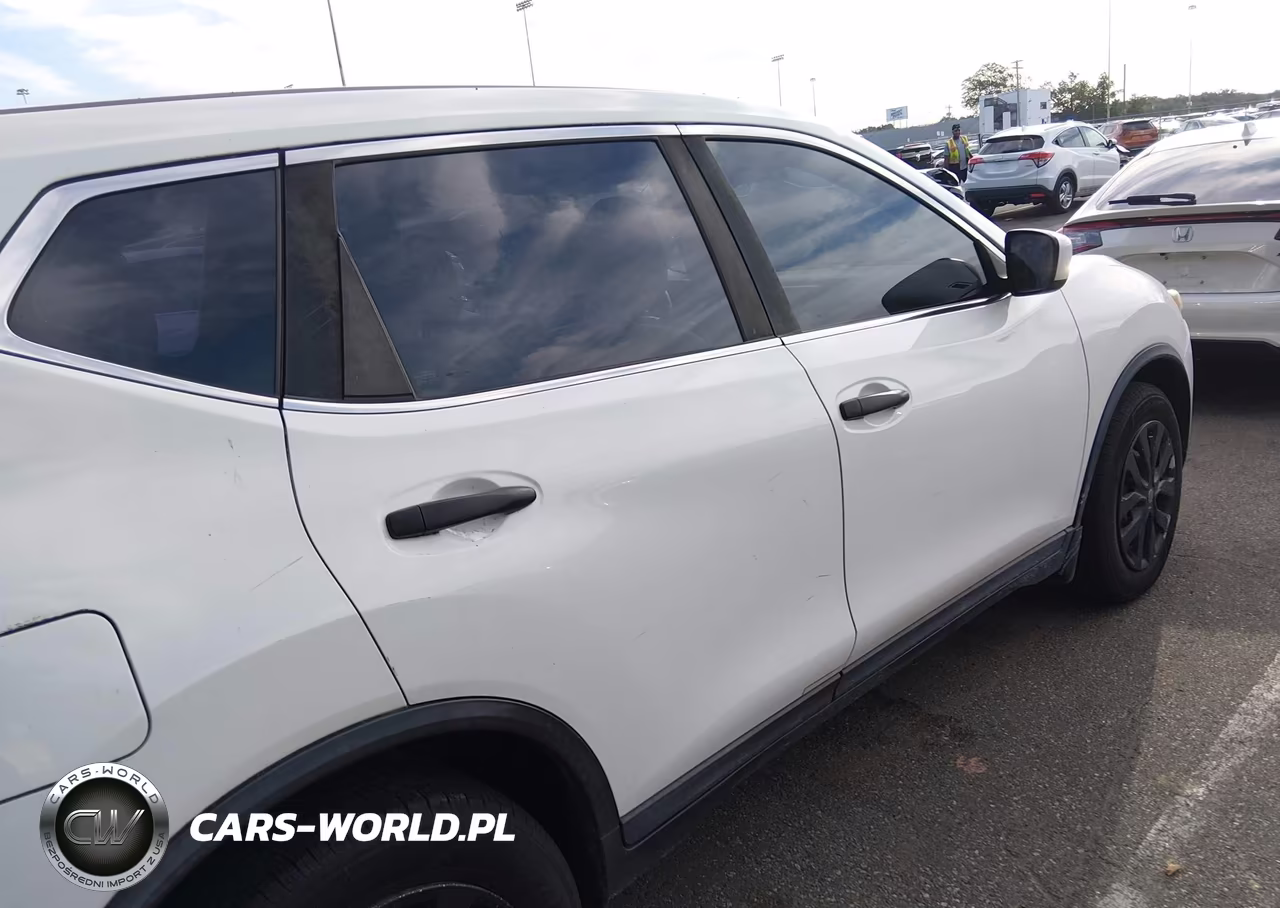 2016 Nissan Rogue S VIN:KNMAT2MTXGP726655 - 12