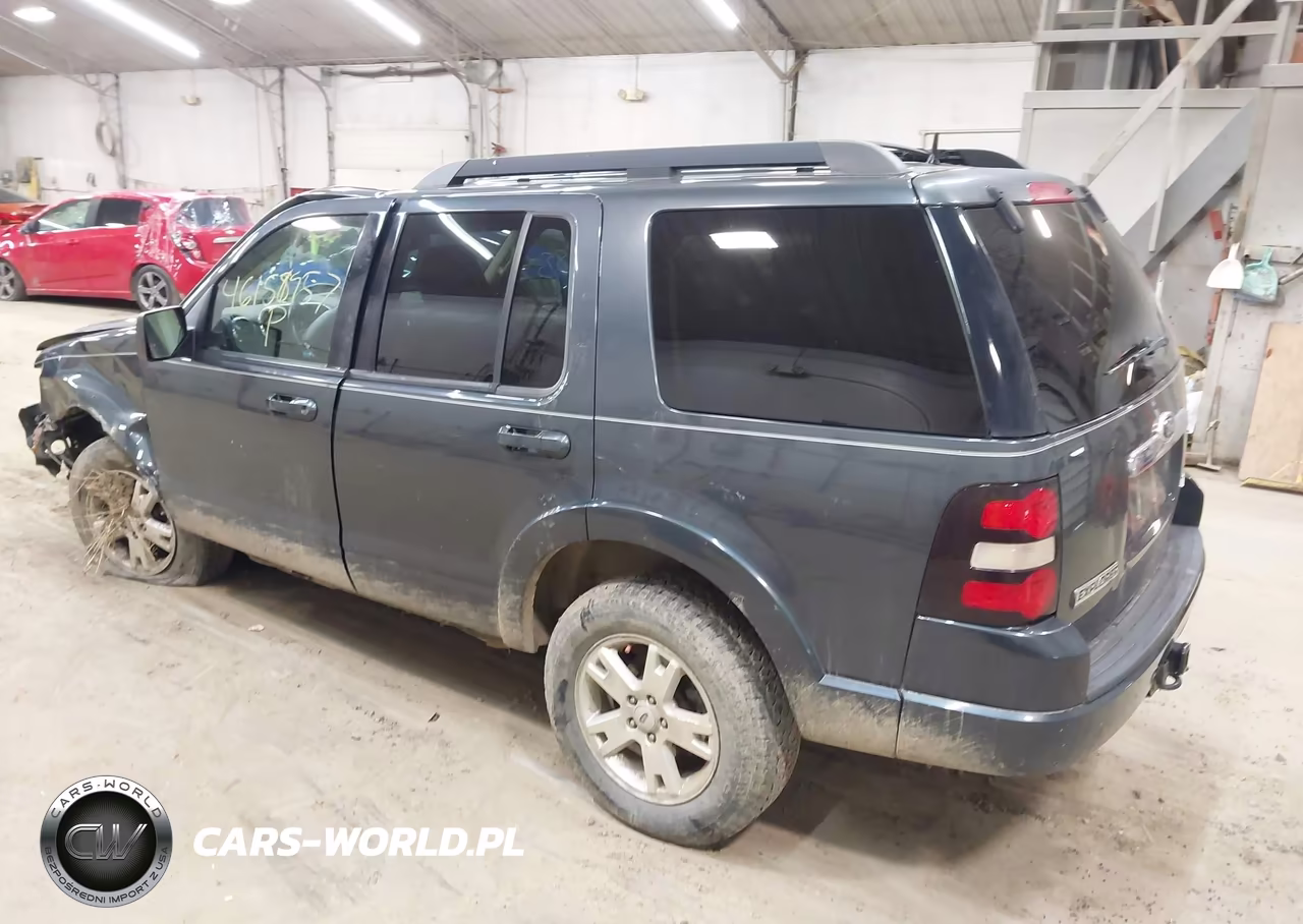 2010 Ford Explorer Xlt VIN:1FMEU7DE5AUB13974 - 3