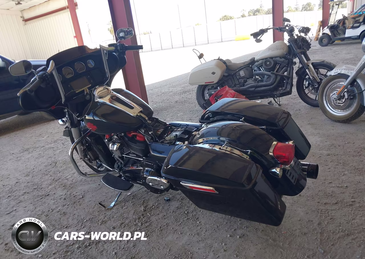 2019 Harley-Davidson Flht VIN:1HD1FVC27KB680627 - 3