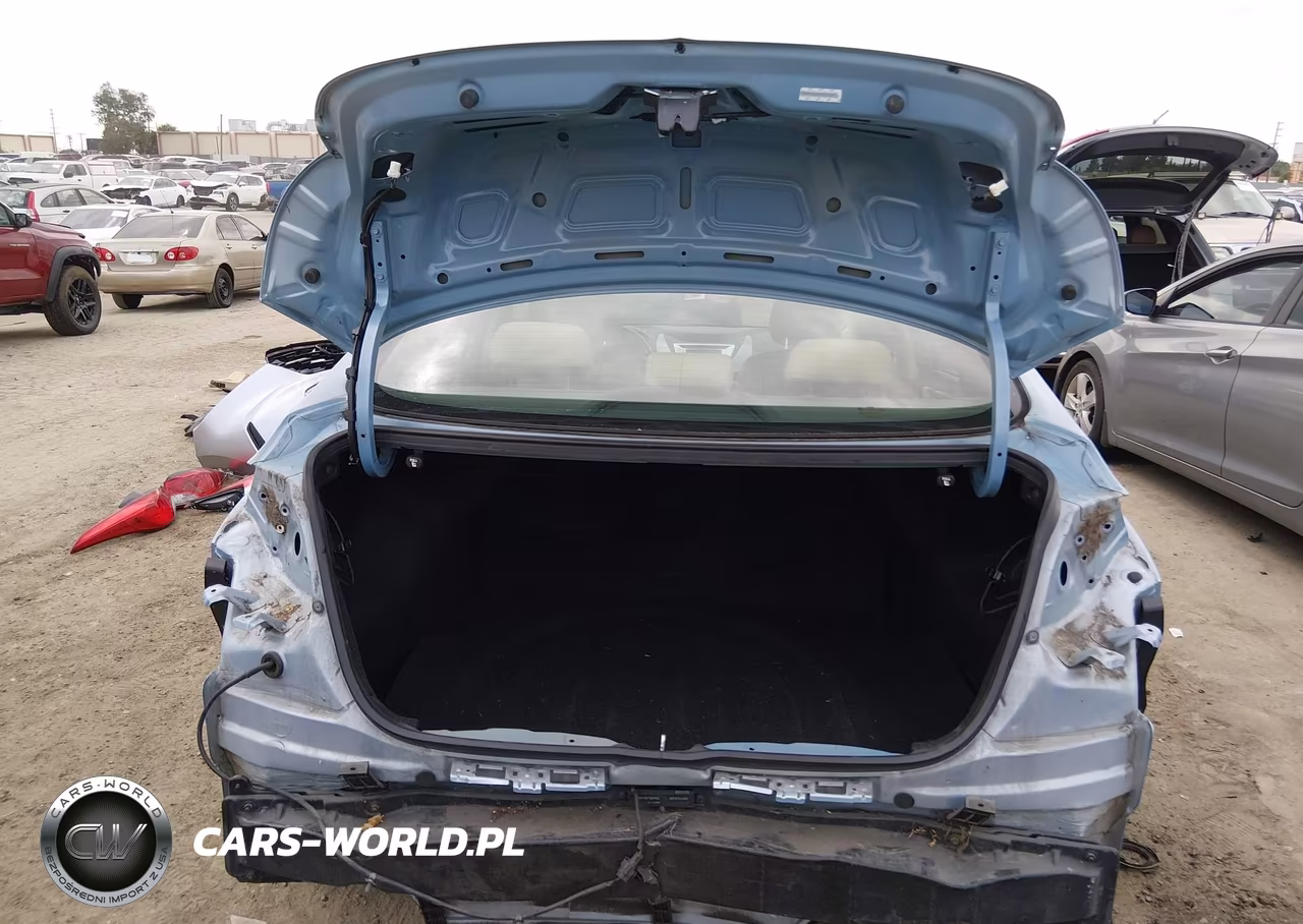 2012 Hyundai Elantra Limited (Ulsan Plant) VIN:KMHDH4AE8CU217204 - 17