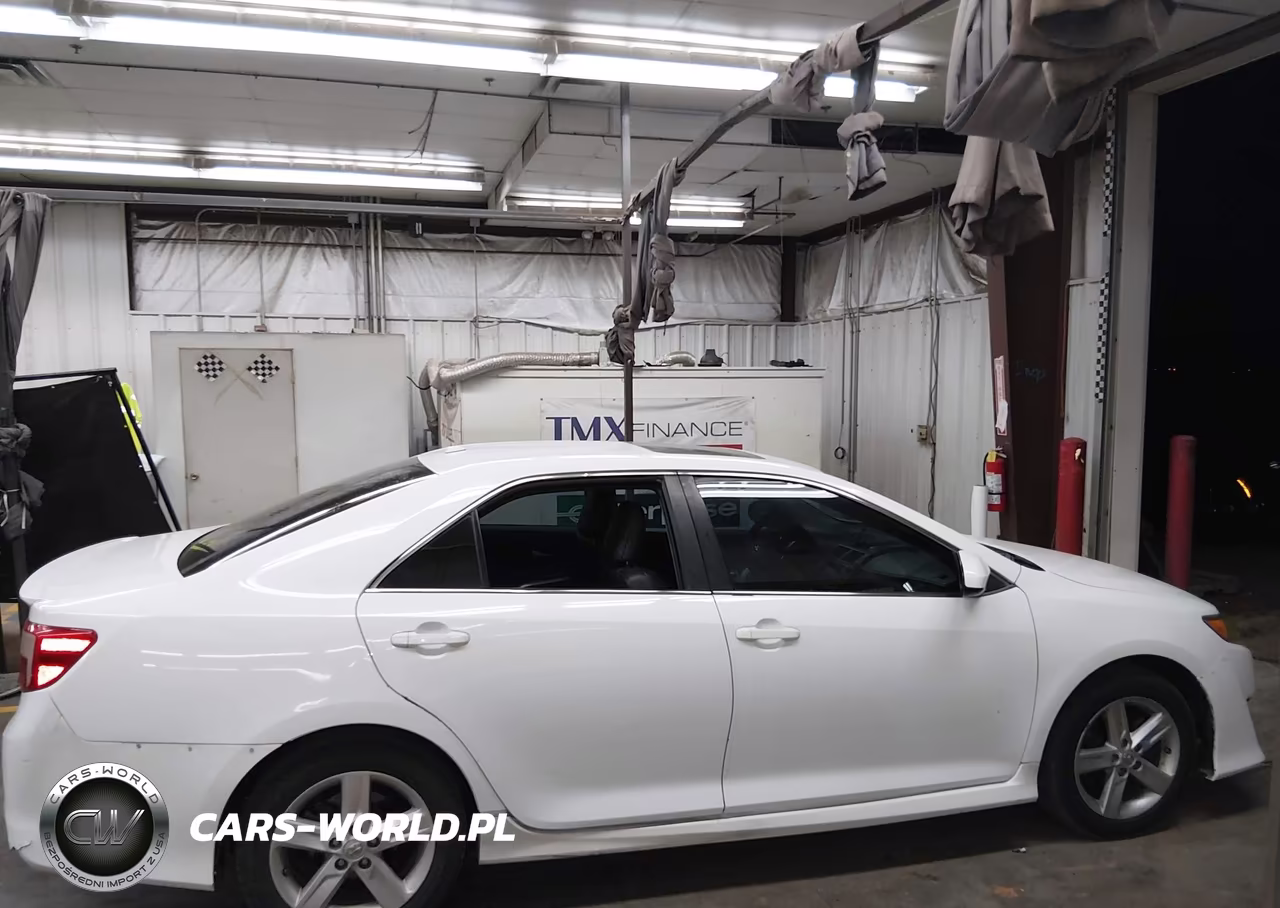 2013 Toyota Camry Se VIN:4T1BF1FK5DU250799 - 13
