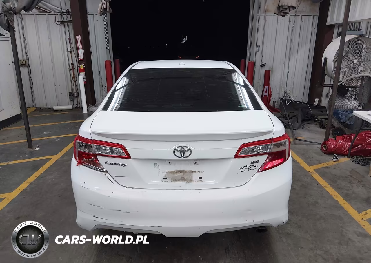 2013 Toyota Camry Se VIN:4T1BF1FK5DU250799 - 16