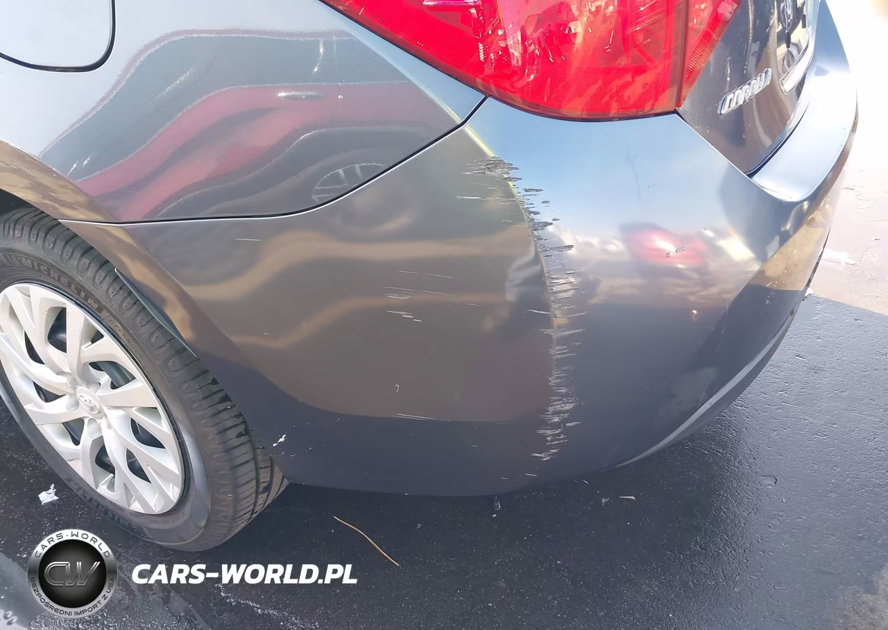 2017 Toyota Corolla Le VIN:2T1BURHE0HC863013 - 12