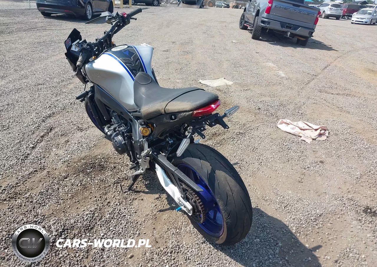 2023 Yamaha Mt09 D VIN:JYARN72E1PA001619 - 3
