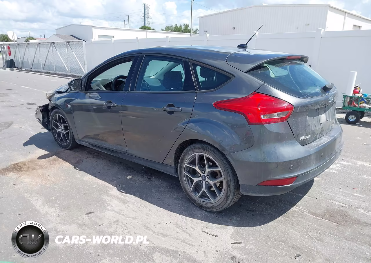 2018 Ford Focus Sel VIN:1FADP3M2XJL308096 - 3
