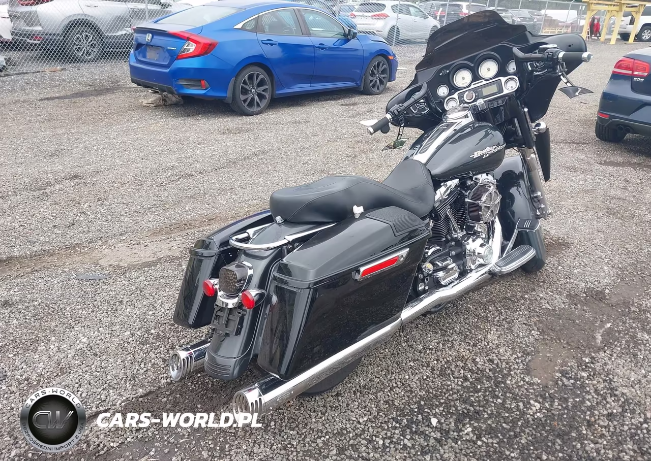 2006 Harley-Davidson Flhxi VIN:1HD1KBW106Y650675 - 4