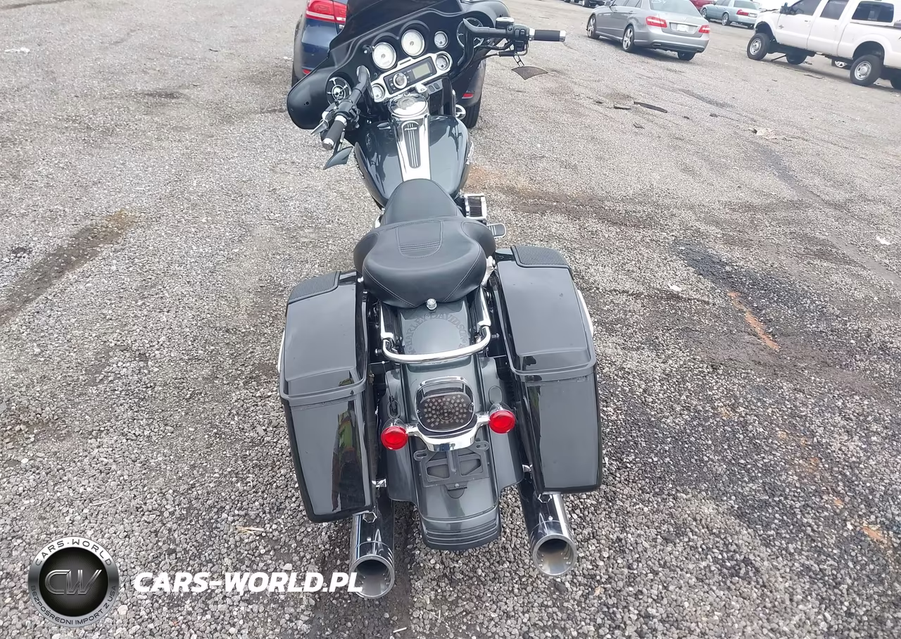 2006 Harley-Davidson Flhxi VIN:1HD1KBW106Y650675 - 6