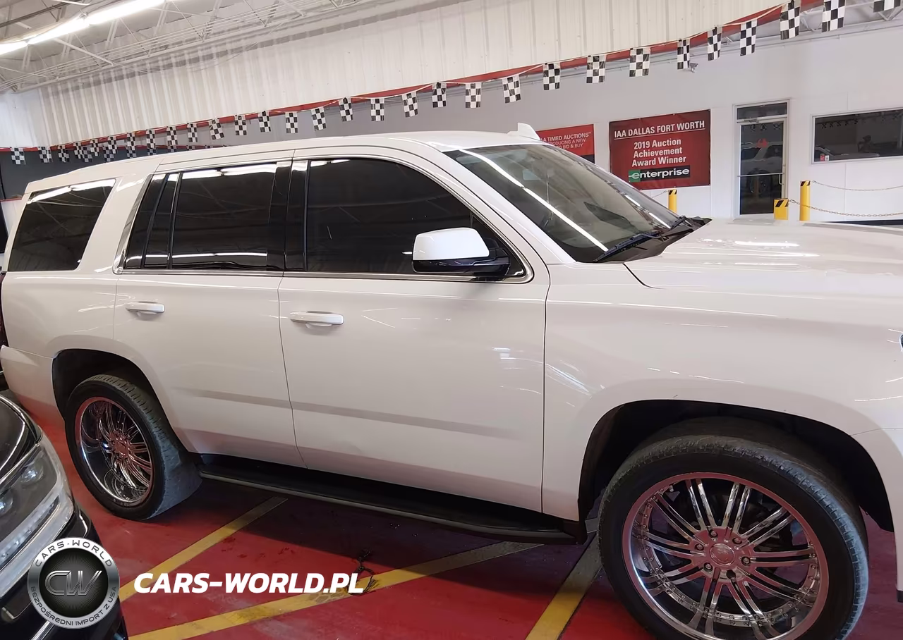 2019 Chevrolet Tahoe Commercial Fleet VIN:1GNLCDEC5KR325568 - 13
