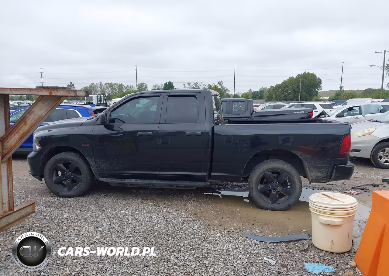 2015 Ram 1500 Express VIN:1C6RR7FTXFS690254 - 14