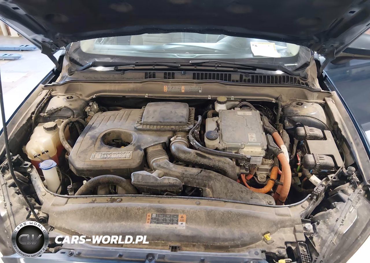 2018 Ford Fusion Hybrid S VIN:3FA6P0UU1JR243486 - 10