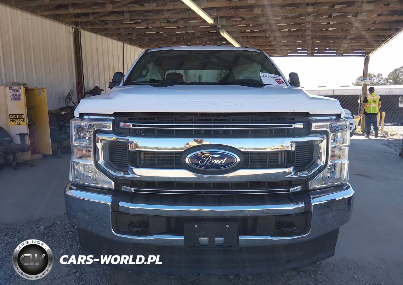 2022 Ford F-350 Chassis Xlt VIN:1FD8W3FT0NEF12402 - 13
