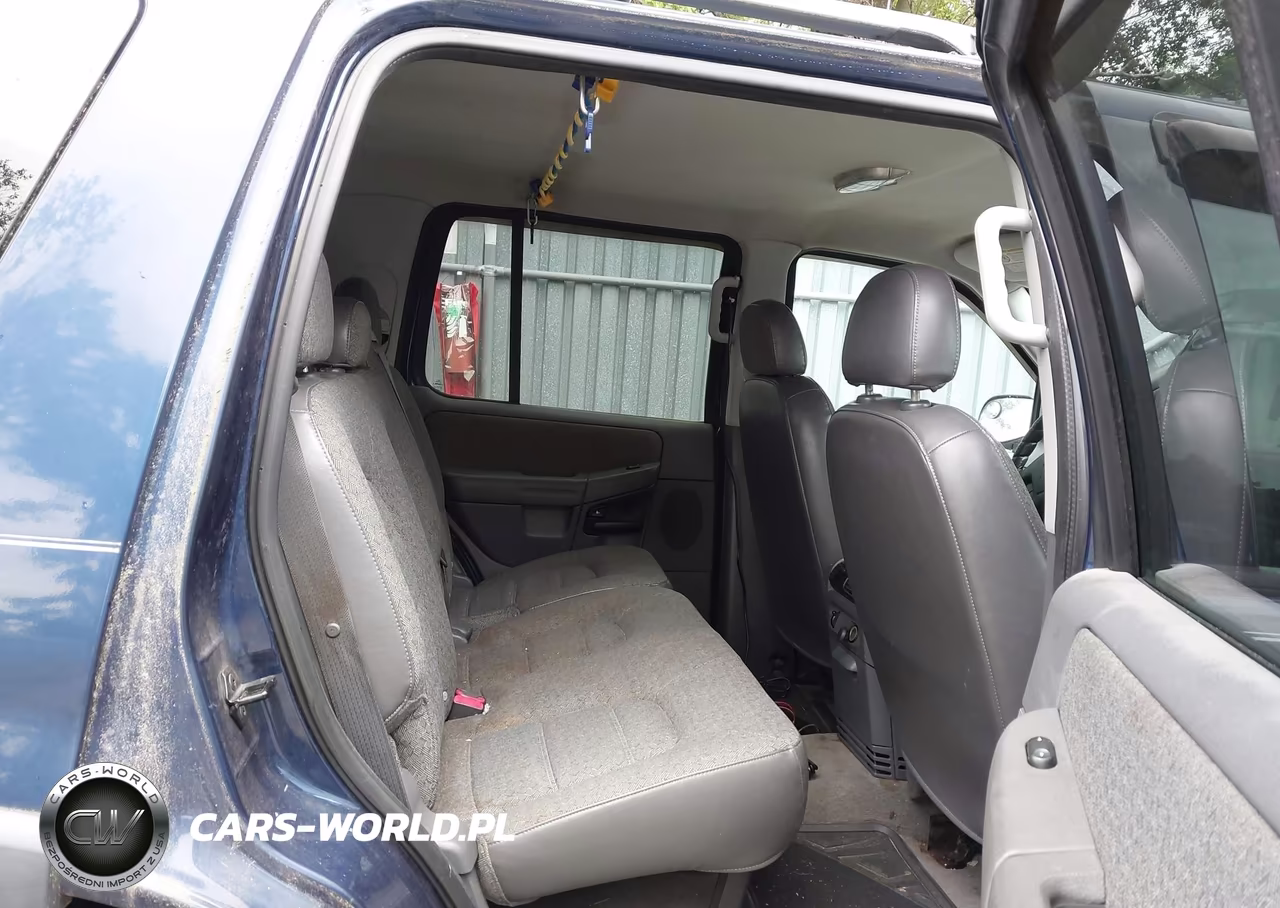 2004 Ford Explorer Xls VIN:1FMZU72E04UB78059 - 8