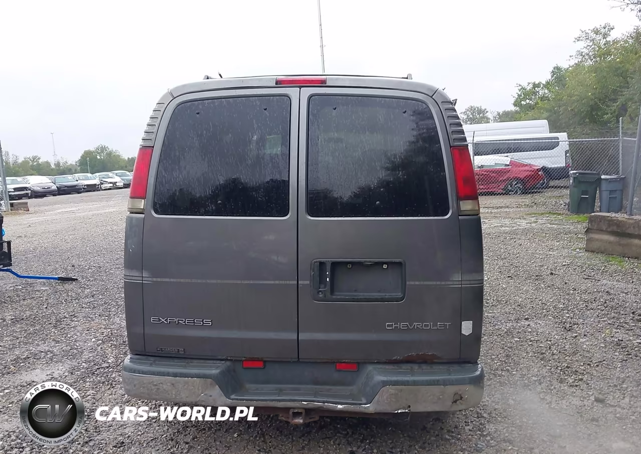 1999 Chevrolet Express VIN:1GBFG15R3X1013398 - 17