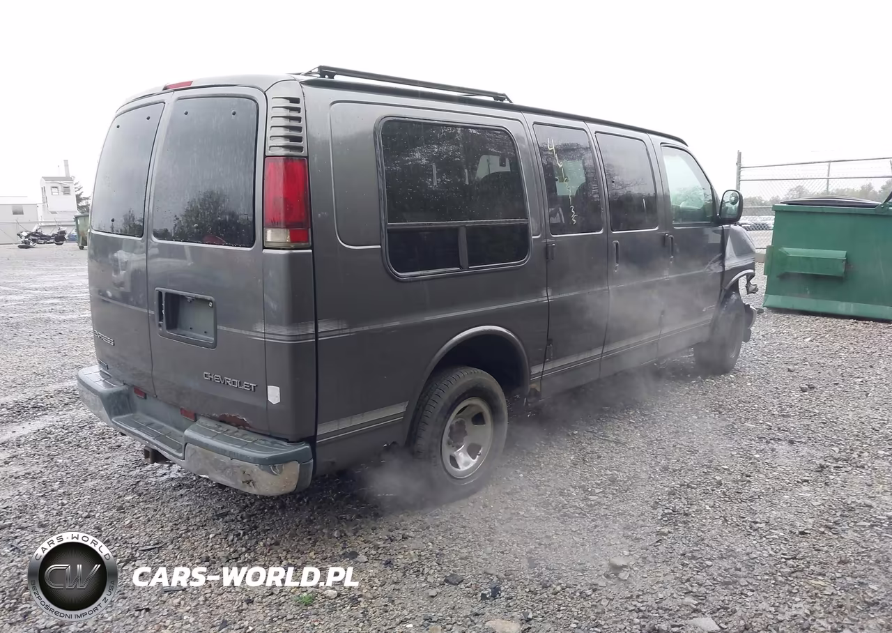 1999 Chevrolet Express VIN:1GBFG15R3X1013398 - 4