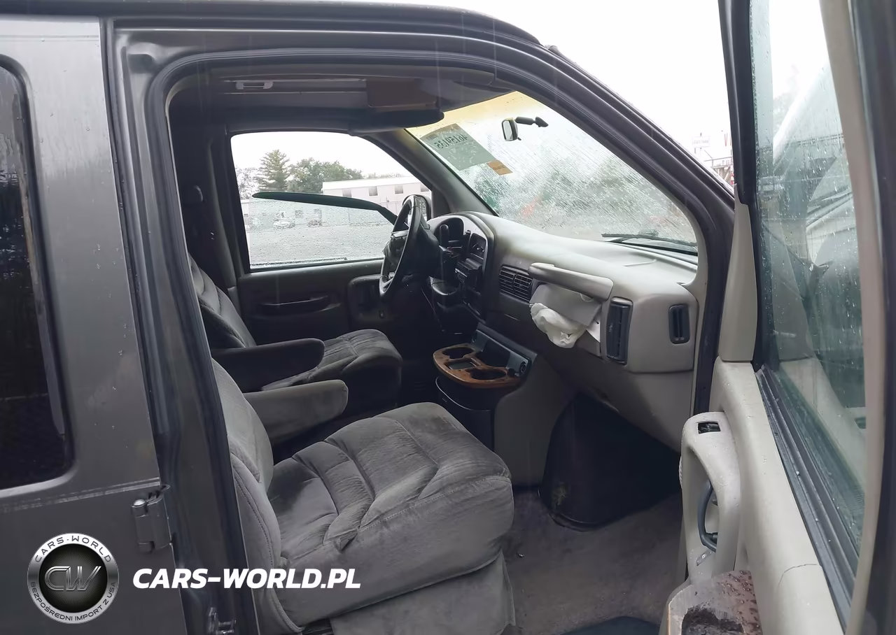 1999 Chevrolet Express VIN:1GBFG15R3X1013398 - 5