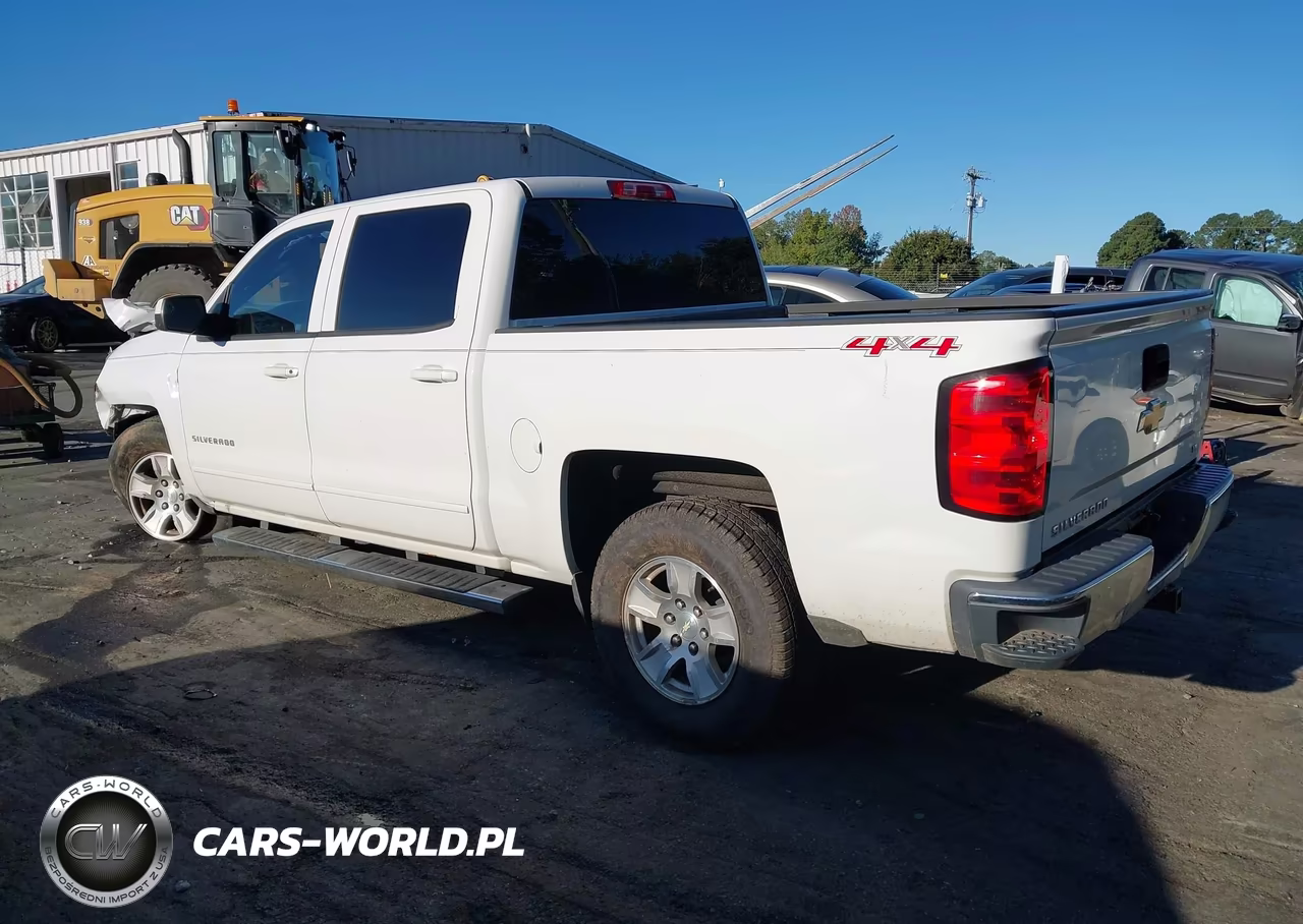 2015 Chevrolet Silverado 1500 1Lt VIN:3GCUKREC9FG335457 - 3