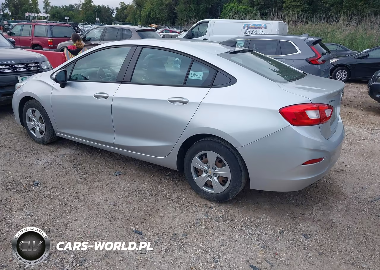 2017 Chevrolet Cruze Ls Auto VIN:1G1BC5SM7H7152480 - 3