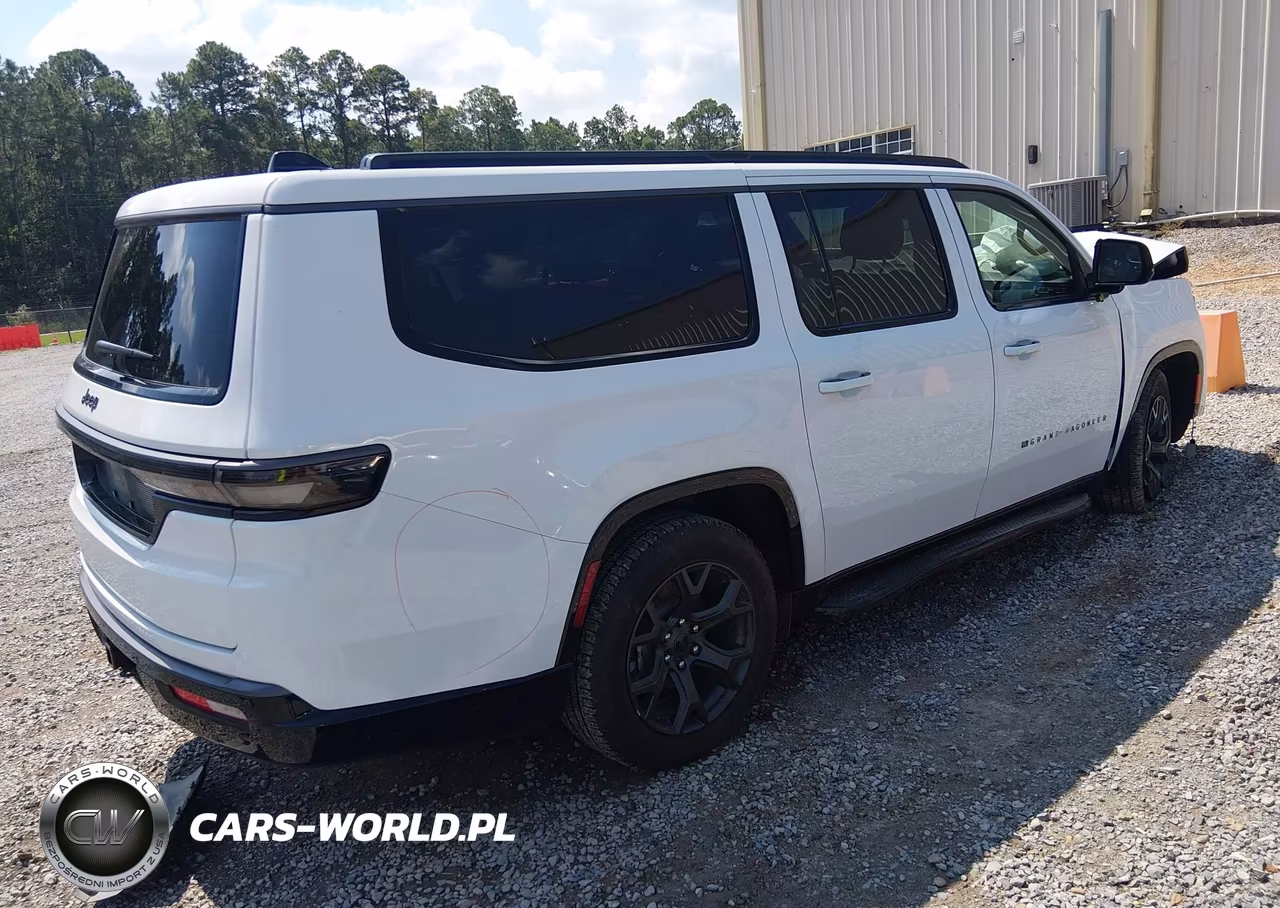 2026 Jeep Grand Wagoneer L Limited Altitude 4X4 VIN:1C4SJSBP8TS158395 - 4
