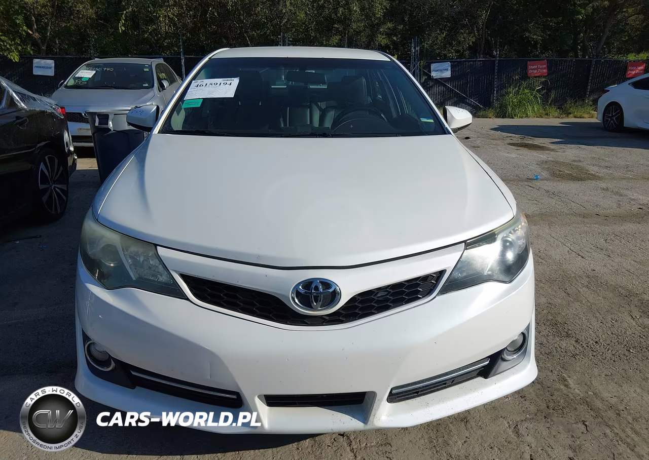 2014 Toyota Camry Se VIN:4T1BF1FK0EU460888 - 13
