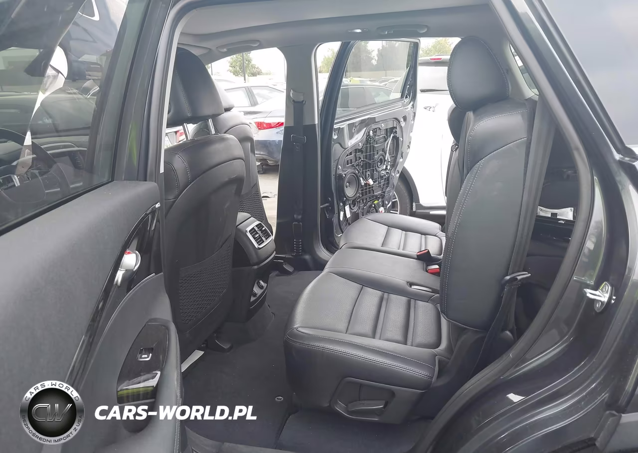 2019 Kia Sorento 3.3L Ex Sport VIN:5XYPH4A50KG604704 - 8