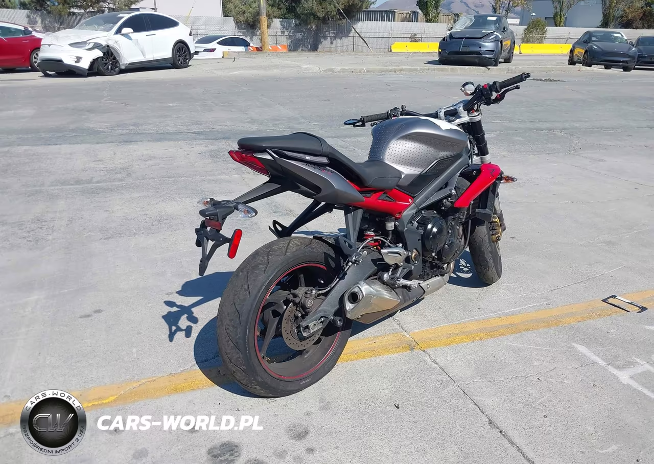 2015 Triumph Motorcycle Street Triple R VIN:SMTL03NE9FT709375 - 4