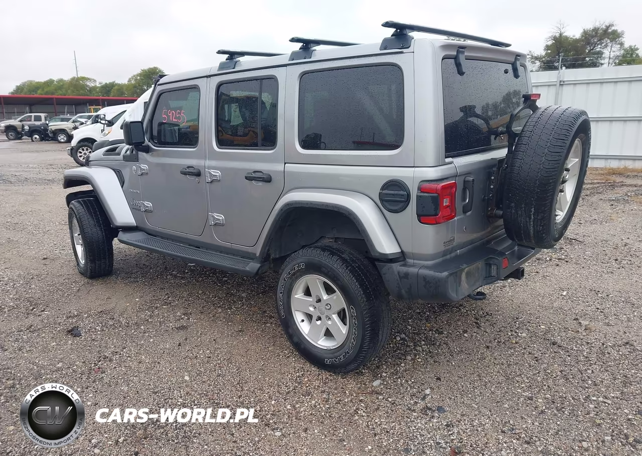 2019 Jeep Wrangler Unlimited Sahara VIN:1C4HJXEG6KW633648 - 3