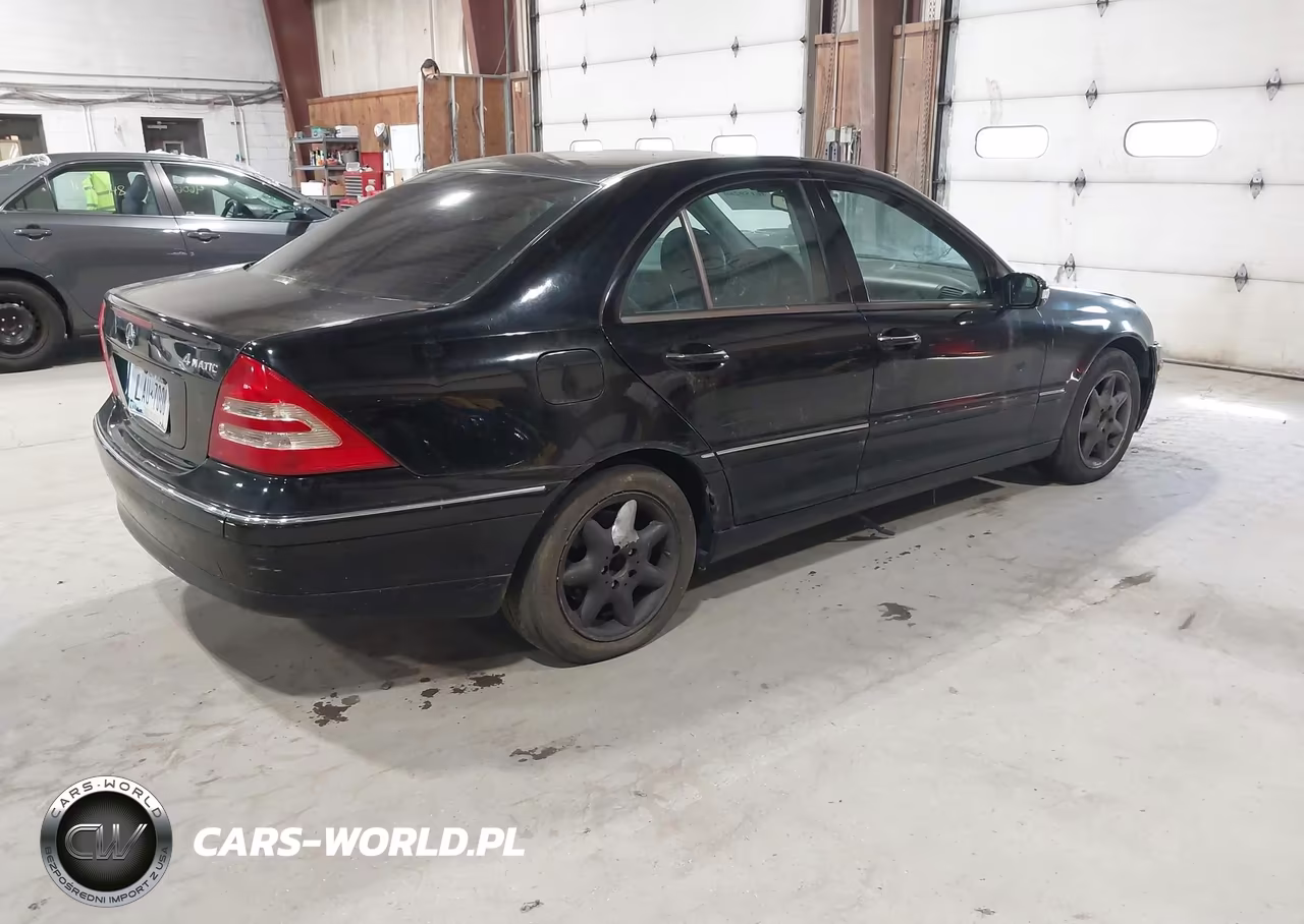 2004 Mercedes-Benz C 240 4Matic VIN:WDBRF81J74F517602 - 4