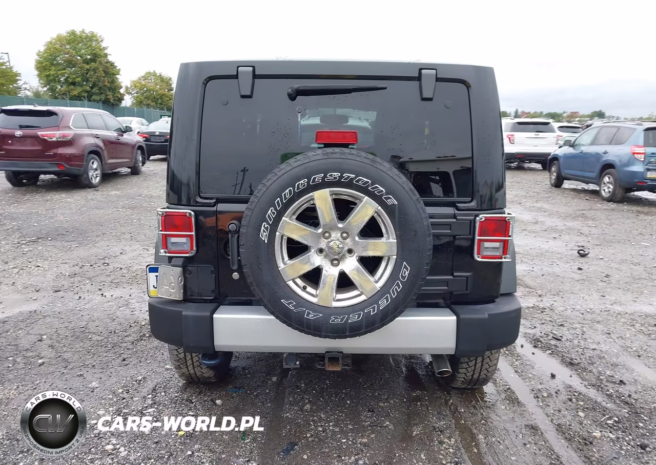 2014 Jeep Wrangler Sahara VIN:1C4GJWBG4EL271867 - 15