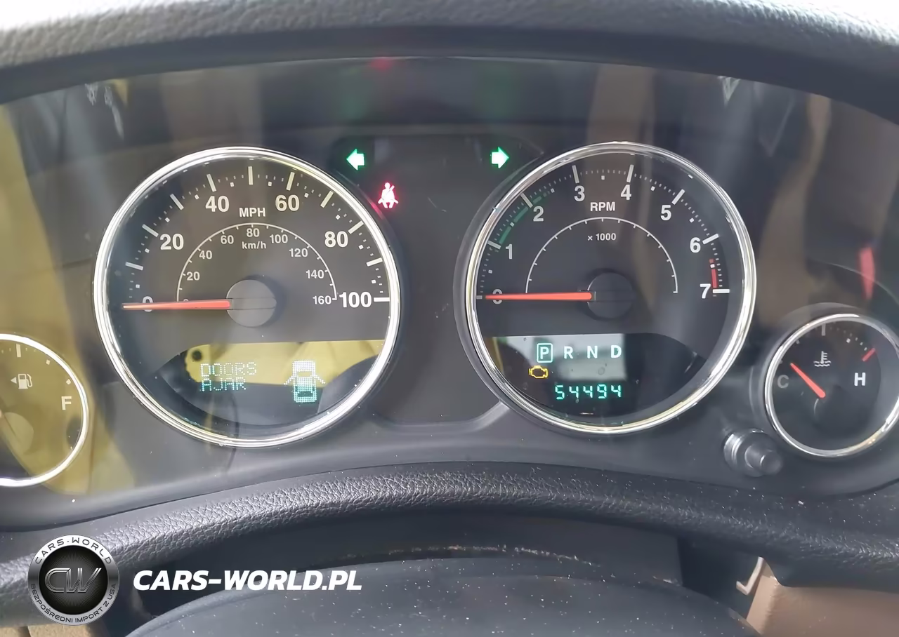 2014 Jeep Wrangler Sahara VIN:1C4GJWBG4EL271867 - 7