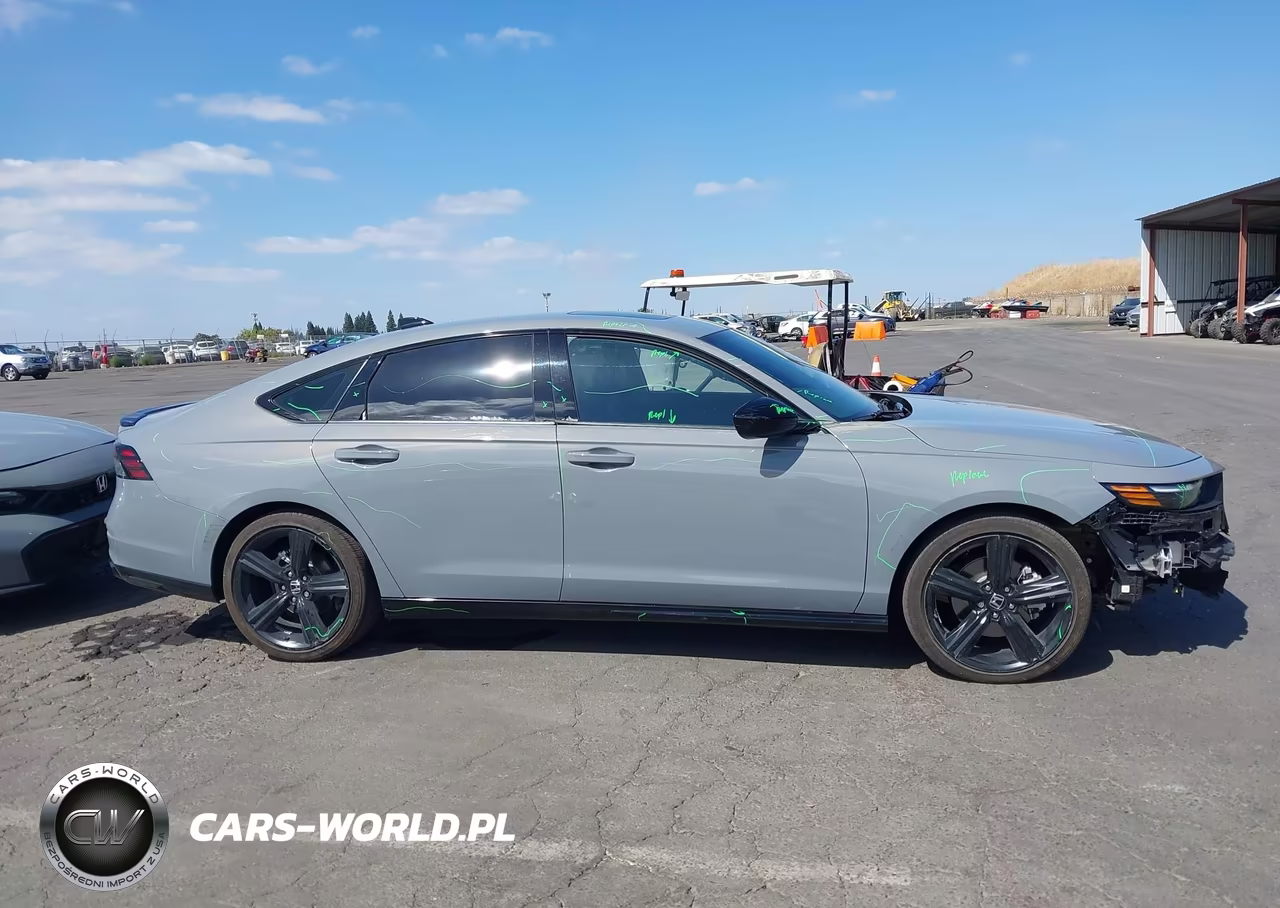 2026 Honda Accord Hybrid Sport-L VIN:1HGCY2F71TA008565 - 13
