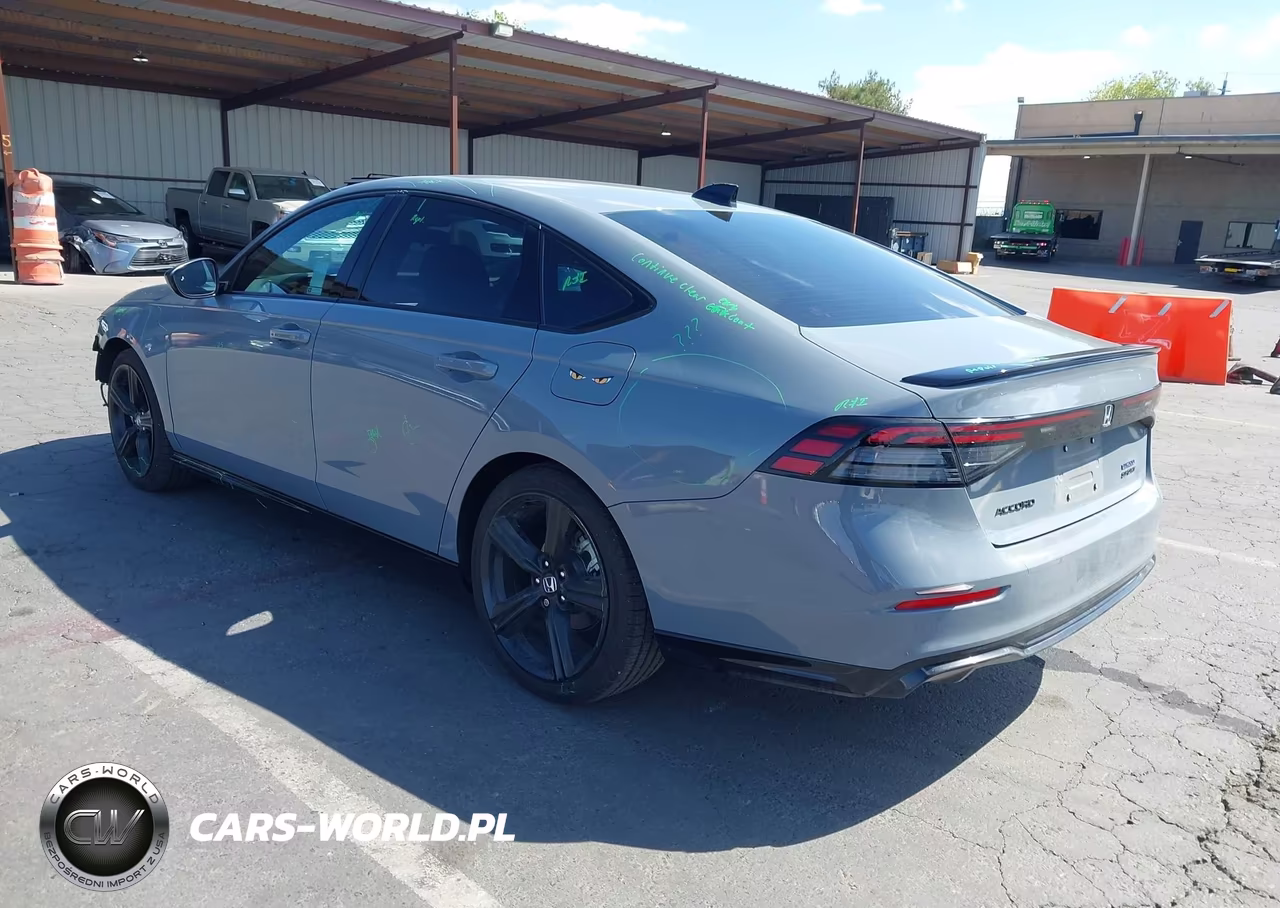 2026 Honda Accord Hybrid Sport-L VIN:1HGCY2F71TA008565 - 3