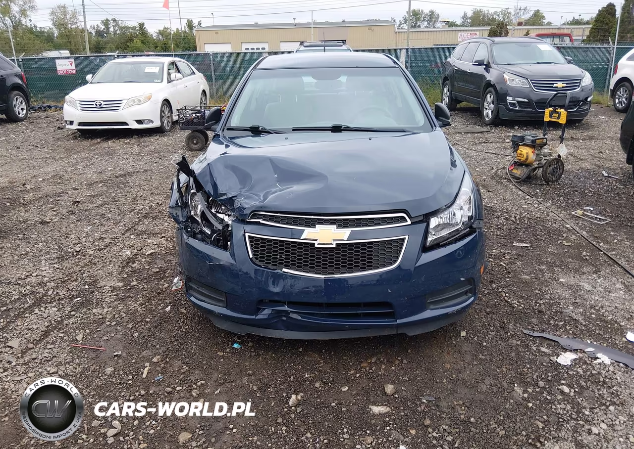2014 Chevrolet Cruze Ls Manual VIN:1G1PB5SHXE7201727 - 12