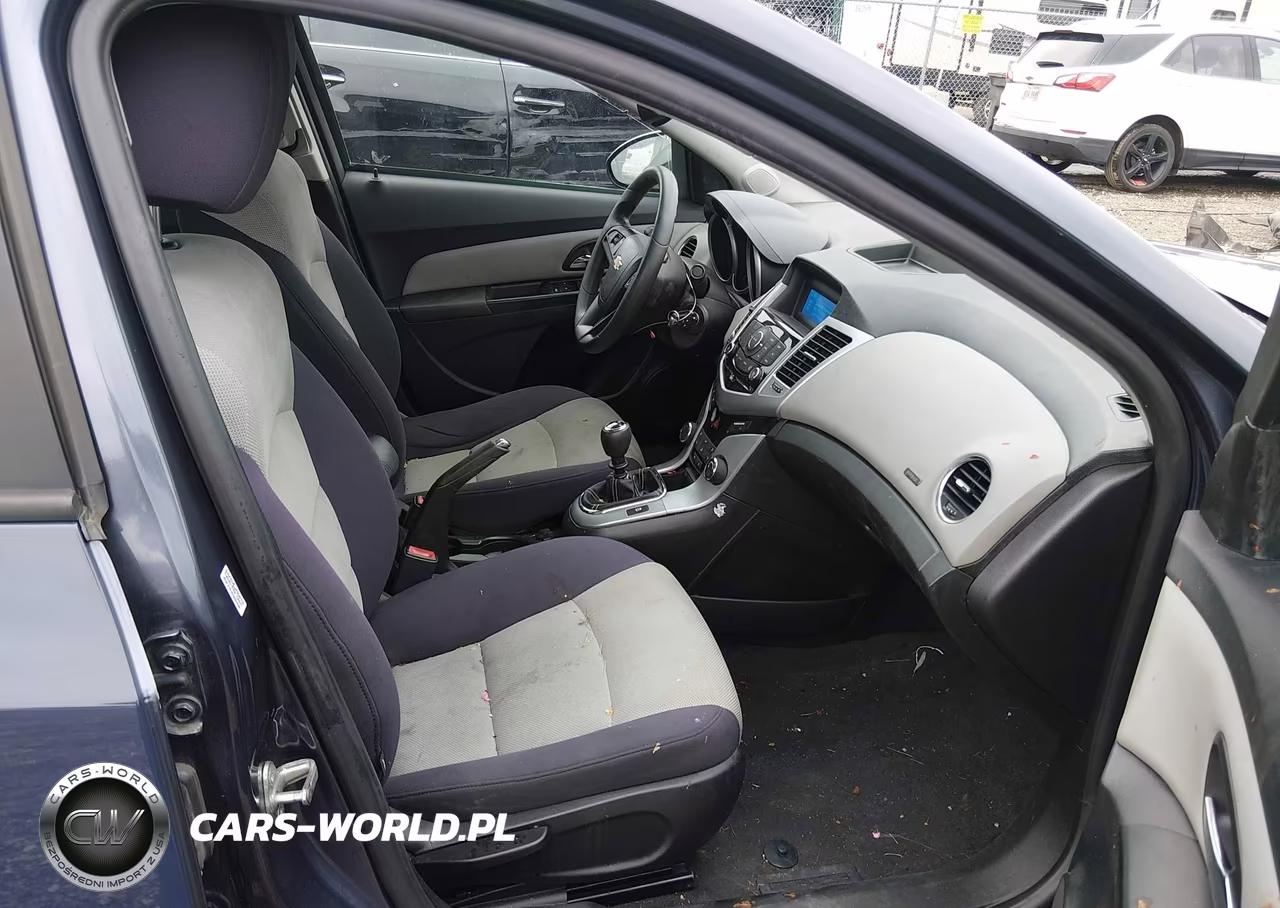 2014 Chevrolet Cruze Ls Manual VIN:1G1PB5SHXE7201727 - 5