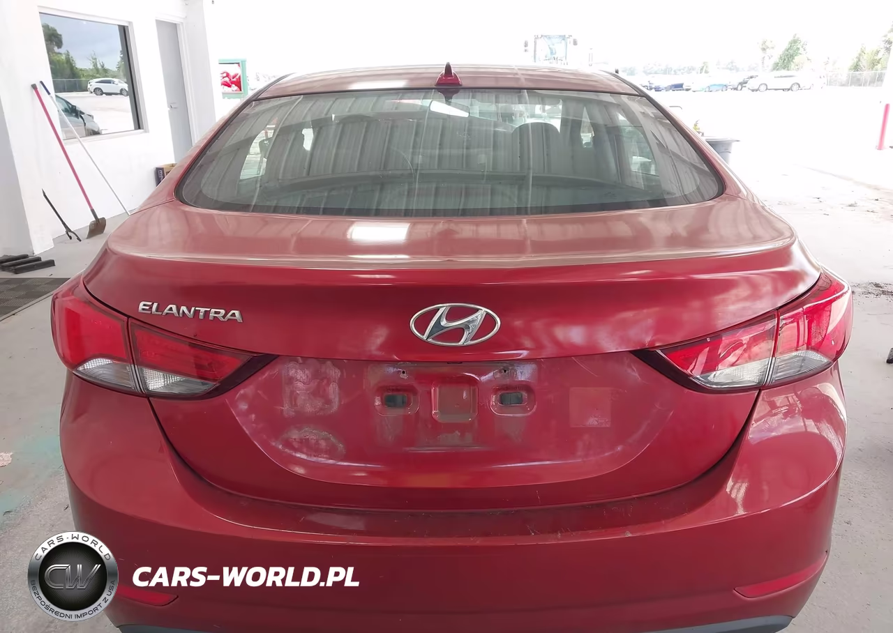 2016 Hyundai Elantra Value Edition VIN:5NPDH4AE4GH773711 - 17